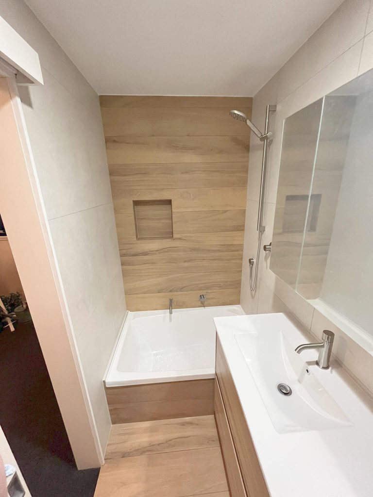 bathroom-tiling1